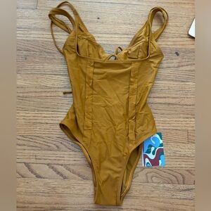 NWT SHANI SHEMER ONE PIECE